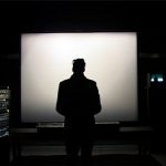 Reconstitution d’un cours humaniste du XVIème siècle par la voix de Jean-Luc Godard