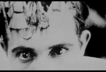 Banquet d’anniversaire (Histoire muette des Balkans)