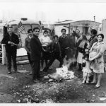 Planches, clous, marteaux