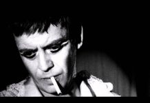 Un manifeste de moins